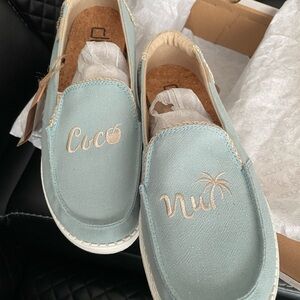 Hey dude women’s size 8 Lena Natural Aqua Haze NEW IN BOX